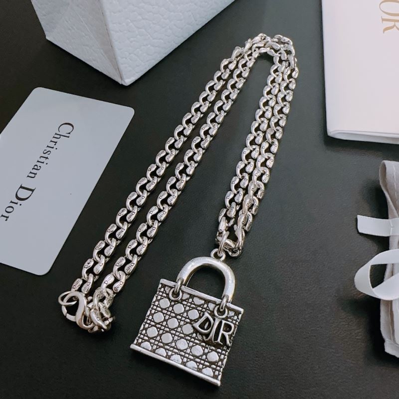 chr1st1an D10r necklaces
